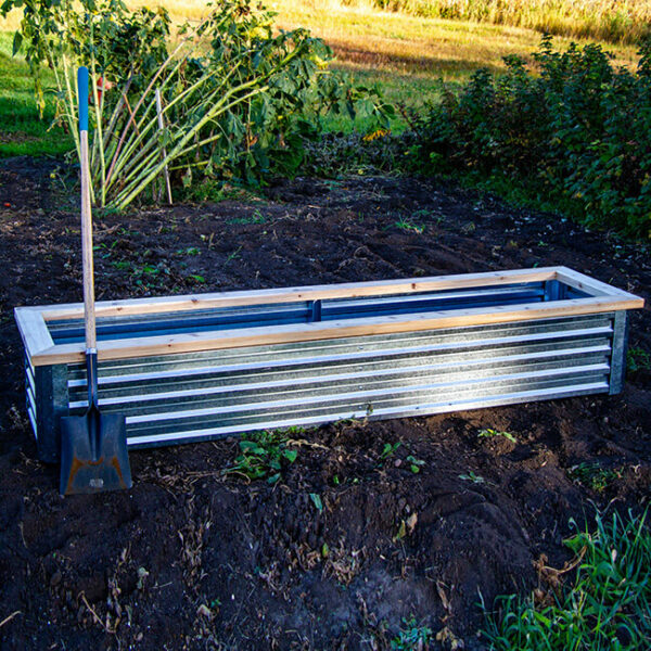 Medium Raised Garden Bed 2' x 8' galvanized steel hand-folded handcrafted